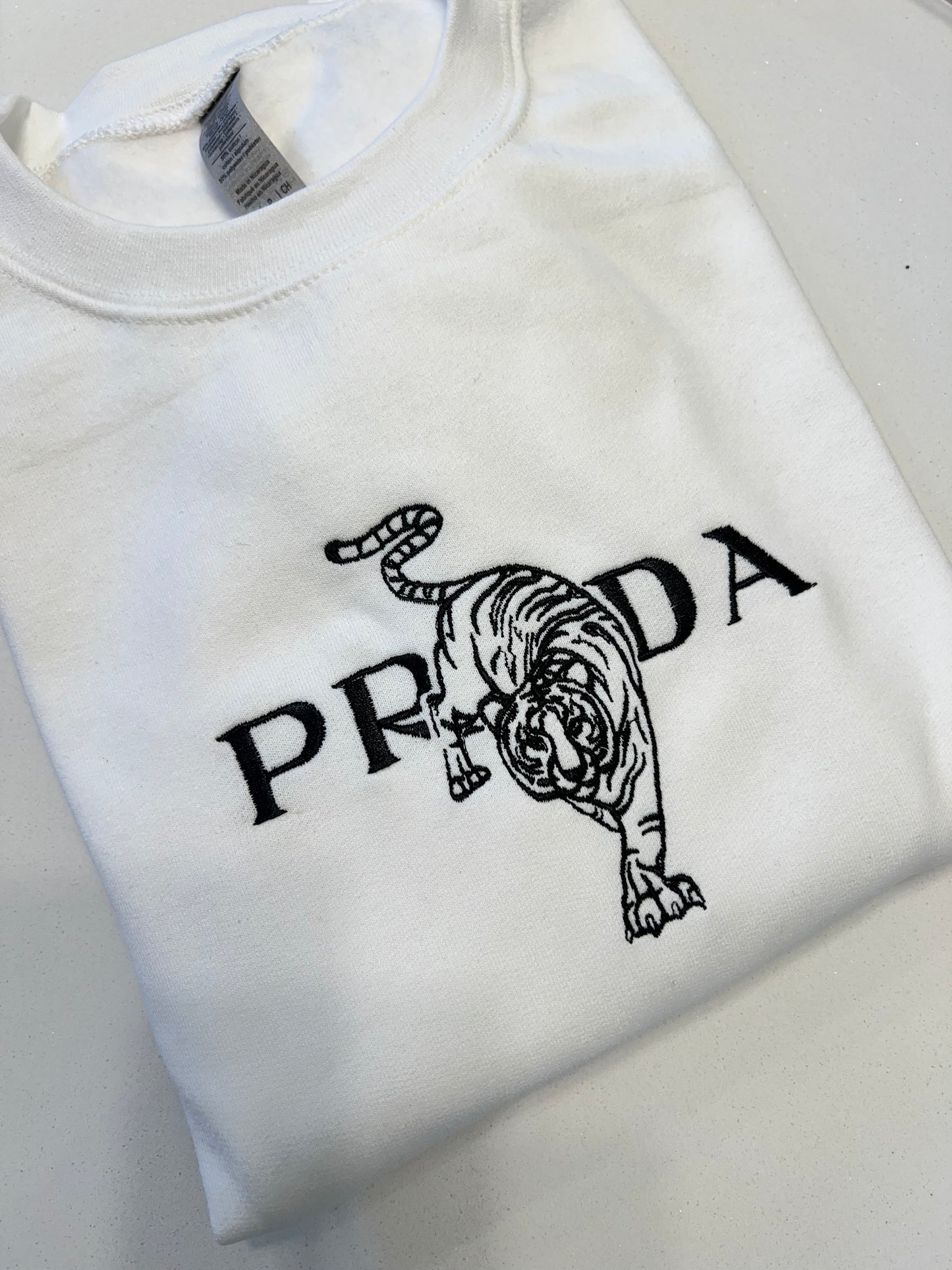 Tiger Embroidery Sweatshirt