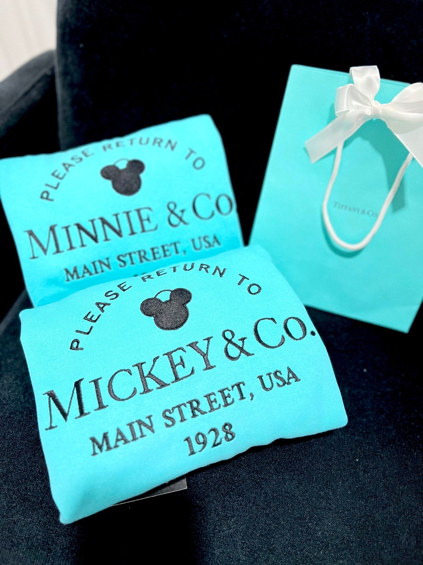 Return to Minnie Mickey & Co Sweatshirt